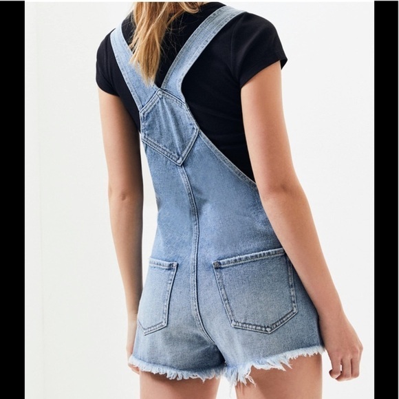 🌸2/$25 PacSun Favorite Blue Overall Shorts Frayed Hem Distressed Details - Picture 4 of 15